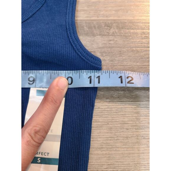 Old navy small womens ribbed blue tank top new with tags - Picture 5 of 6